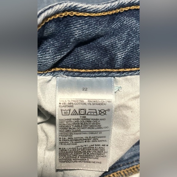 Old Navy Blue Hi-Rise O.G. Straight Cuffed Jean Shorts - Picture 8 of 9